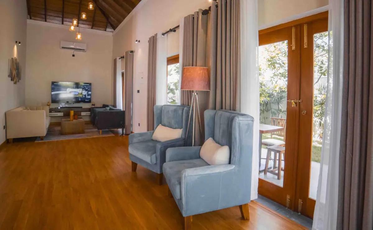 Moana La Vie - Polhena Hotell Matara Exteriör bild